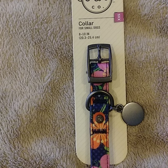 Bond blue floral collar XXSNWT - Picture 3 of 7